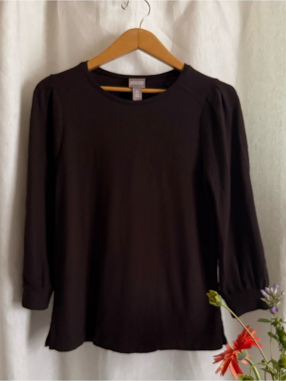 NWOT Chicos Cotton Top 0S Chocolate Brown Pleated Puff Shoulder 3/4 Sleeve Shirt